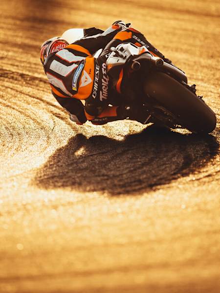 Jack Miller az első teszten a KTM RC16-tal