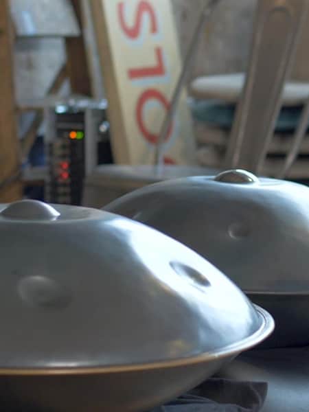 How to play the handpan Top tips by Manu Delago