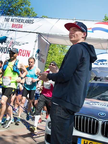 Max Verstappen na starcie Wings for Life World Run w 2016 roku w Holandii