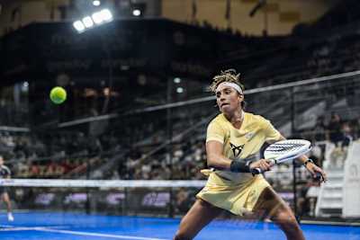 Beatriz Gonzalez Fernandez of Spain in action at the OOREDOO QATAR MAJOR PREMIER PADEL in Doha, Qatar on April 18, 2025.