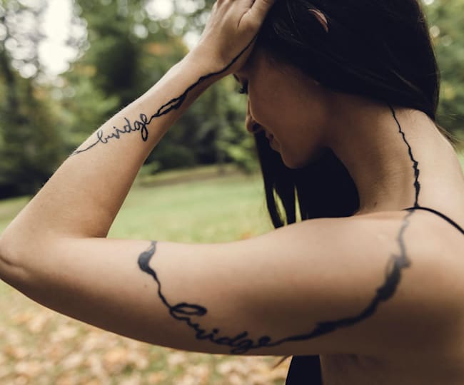 1 pedro 3 12 tatuagem Pod Kuzi Moderatorka Ivana Fancy Kulhankova