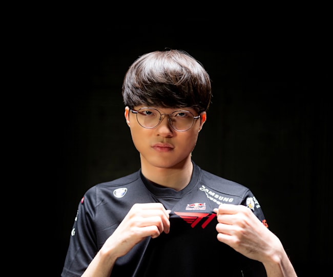 リーグ オブ レジェンド 史上最強プレイヤーfaker 10のトリビア Eスポーツ レッドブル