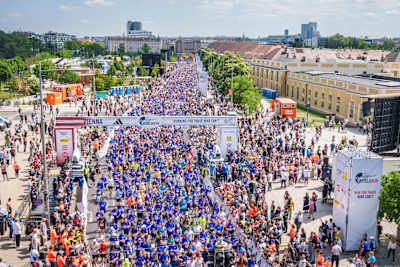 Des participants photographiés lors de la Wings for Life World Run à Vienne, en Autriche, le 10 mai 2026   
