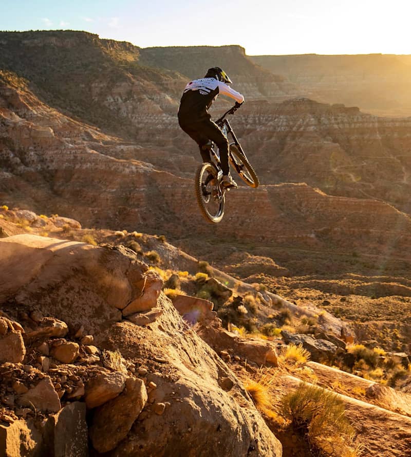 Red bull hotsell tv downhill 2019