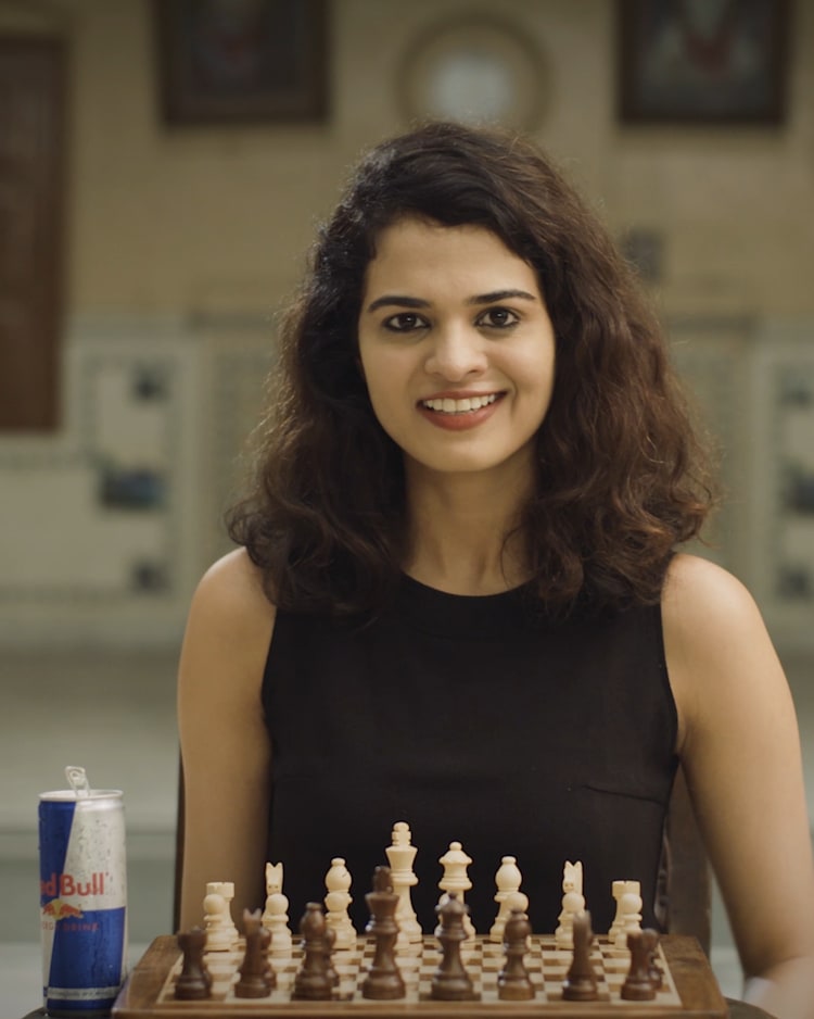 Tania Sachdev Plays Chess On The Streets Of India See their chess rating, follow their best games, and challenge them to a play game. tania sachdev plays chess on the