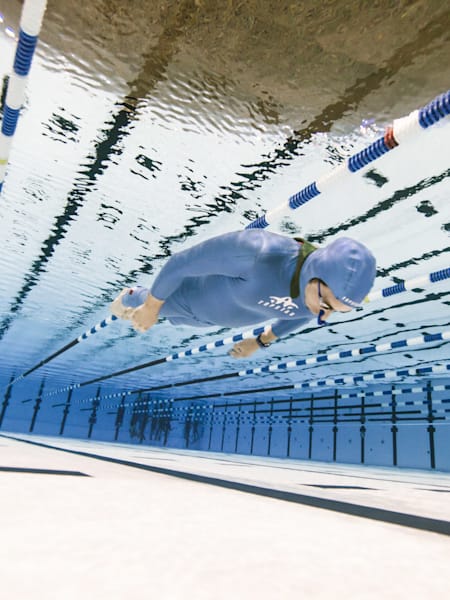Le champion du monde d’apnée Arthur Guérin-Boëri vous explique donne ses conseils pour  profiter des bienfaits de sa discipline.