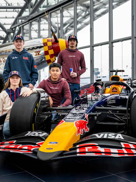 Chiara Baettig, Fionn McLaughlin, Enzo Tarnvanichkul, Nikola Tsolov, Rocco Coronel, Scott Lindblom and Mattia Colnaghi.