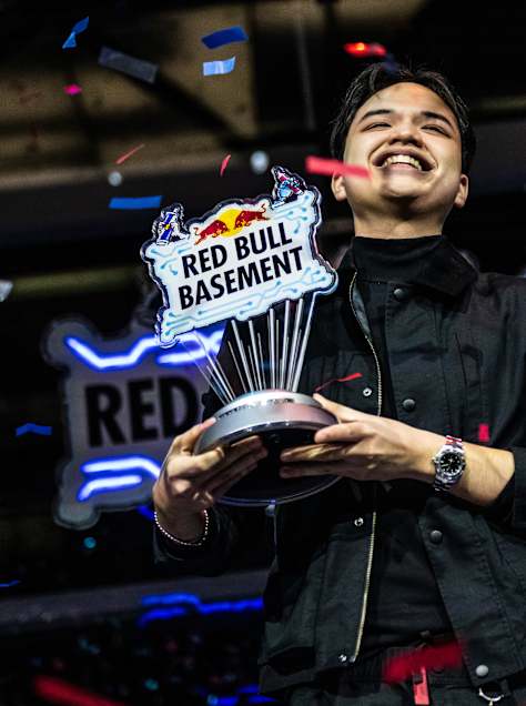Soi Gamayon feston fitoren me AGRICONNECT në Finalen Botërore të Red Bull Basement në Tokio, Japoni, më 5 dhjetor 2024.