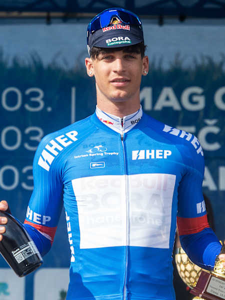 Magagnotti freut sich über seinen ersten Sieg als U23-Fahrer.