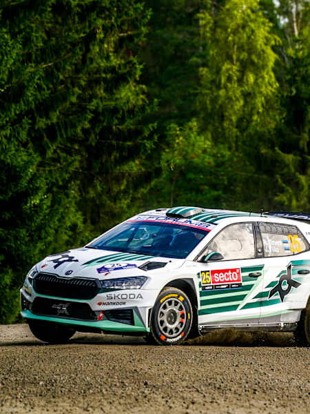 Robert Virves lost the lead late on Saturday afternoon