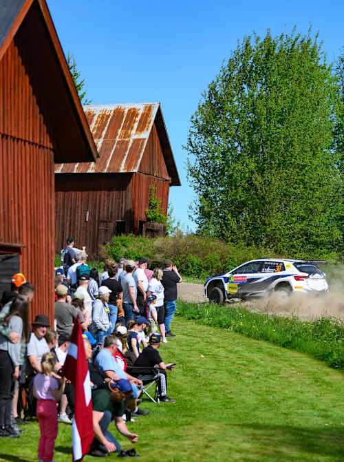 Fans cheer Semenuk to ninth place on ERC debut
