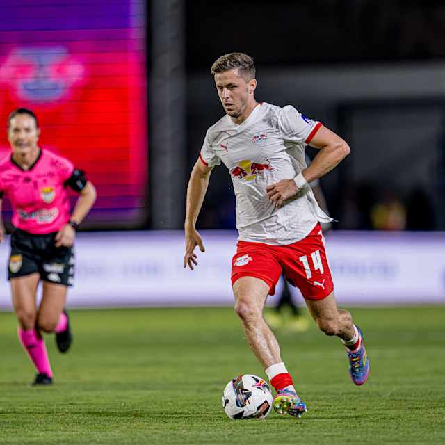 RB Leipzig's Christoph Baumgartner drives the ball during the 2025 test match against FC Santos at Estádio Municipal Cícero de Souza Marques in Braganca, Brazil