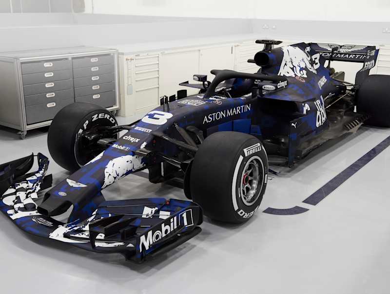 aston-martin-red-bull-racing-rb14