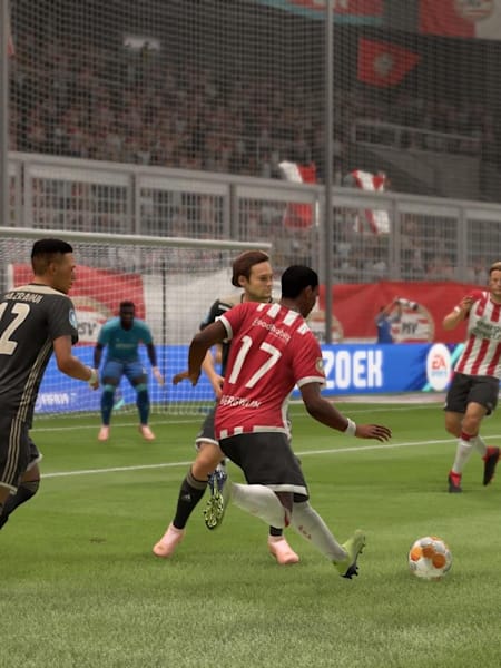 Image of Steven Bergwijn in FIFA 19.