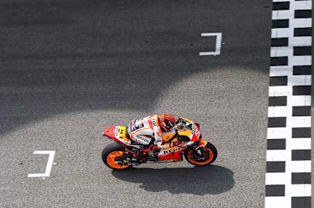 El piloto del equipo Repsol Honda, Marc Márquez, en la salida de un Gran Premio del Campeonato del Mundo de MotoGP.