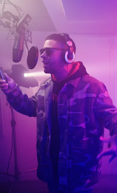 Yartzi performs at the Alamo Shock Studio in Madrid, Spain.