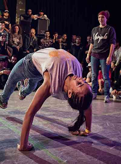 B Girl Jilouが語るブレイキンシーンの女性の地位向上 One ブレイクダンス レッドブル