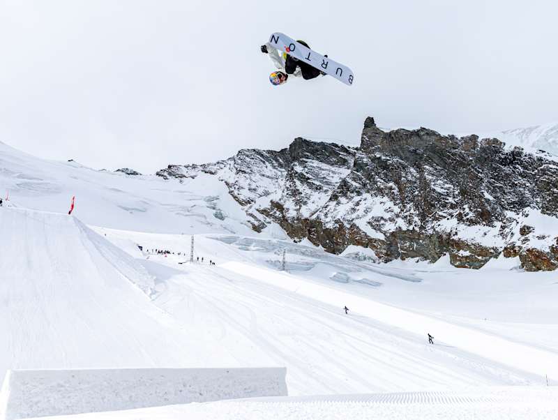 jake-canter-snowboarder