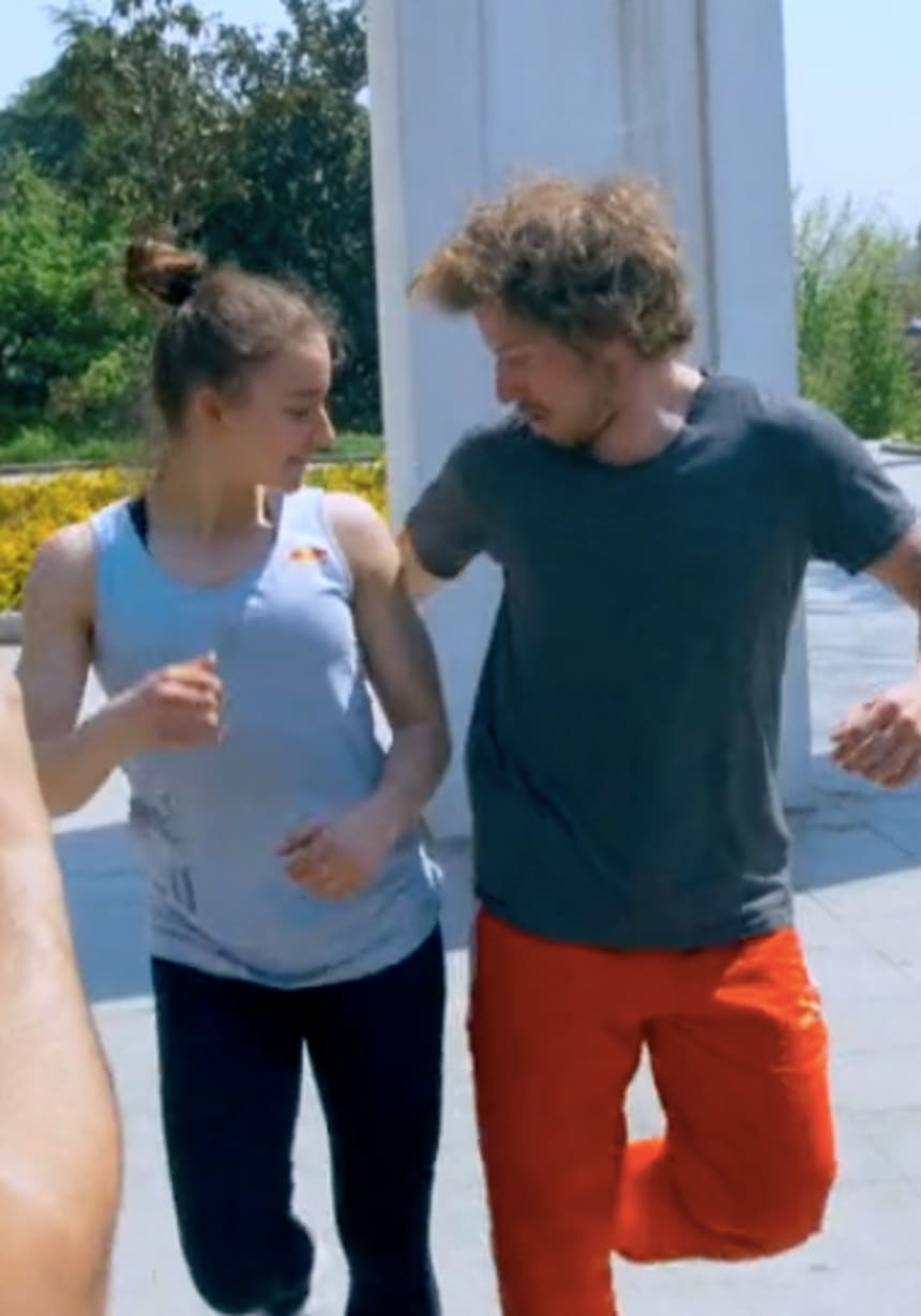 Sikiysa Yap Ayse Begum Onbasi Vs Cagman Catay