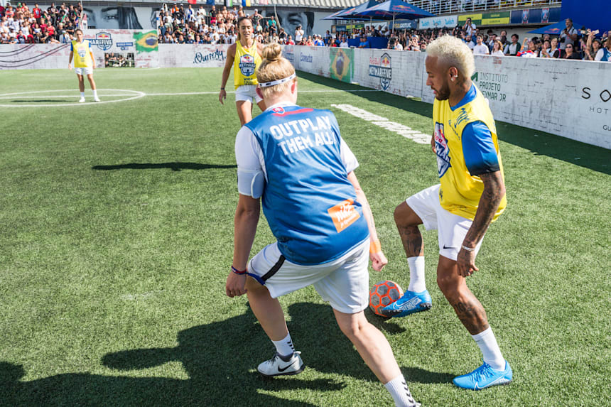 Red Bull Neymar Jr S Five ネイマールのサッカー愛 キャリア 才能 レッドブル