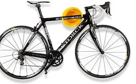 Mount your bike on the wall with the Cycloc