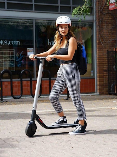 Segway KickScooter ES2.