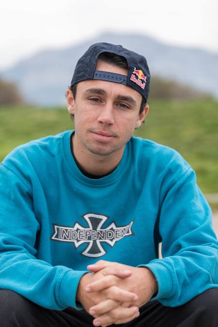 Portrait du skateboarder français Vincent Matheron.
