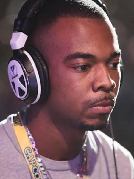ProblemX, champion EVO 2018 sur Street Fighter est l'invité d'honneur du Red Bull Kumite 2018.