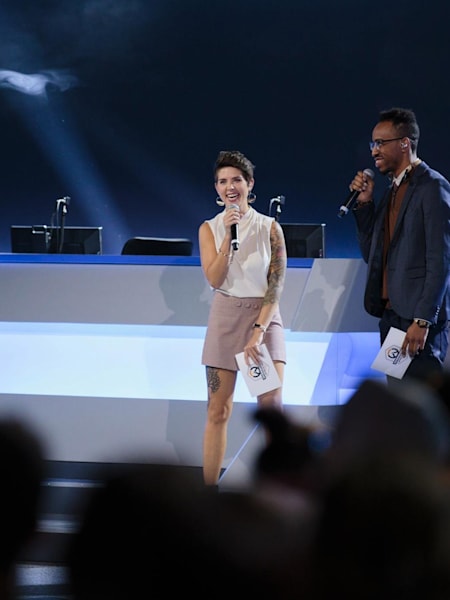 Soe and Malik on stage at OWWC Paris