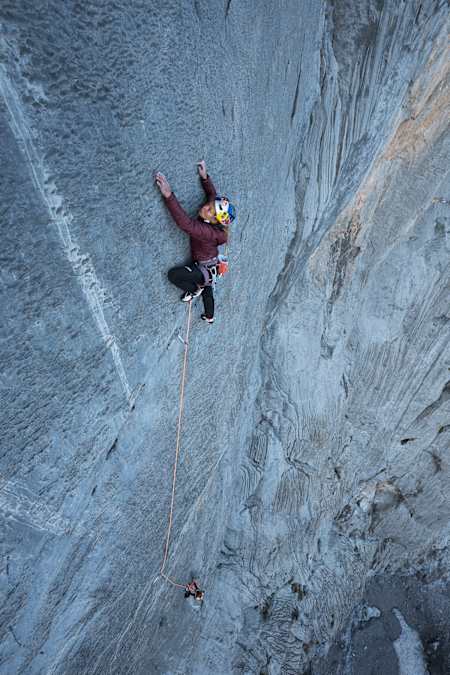 Sasha DiGiulian klettert den Rayu in Spanien. 