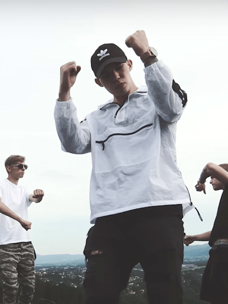 Vae Vistic na planie "Hejnału"