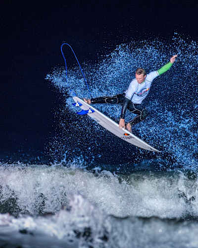 Evan Thompson – Night Rider