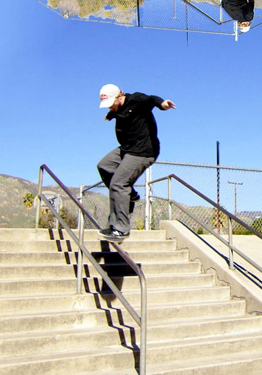 Skateboard handrail Clearance