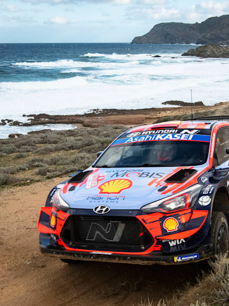 Hyundai I20 WRC Rallye Sardaigne 2020 – Dani Sordo – Ixo 1/43 (neuf Sous Boîte)