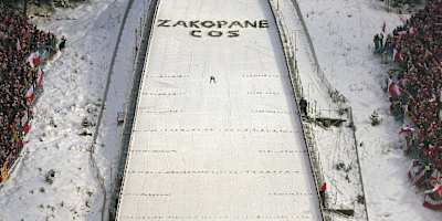 Zawody PŚ w skokach - Adam Małysz w powietrzu, Wielka Krokiew zakopane - rekordy skoczni narciarskich