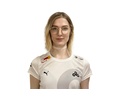 Pro gamer Annie Roberts of Cloud9