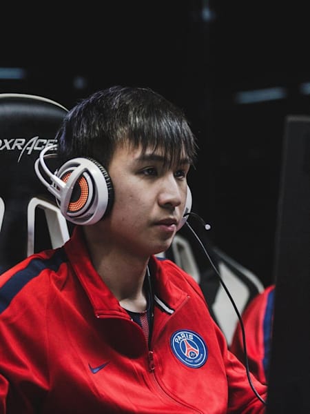 xNova in PSG.LGD colors