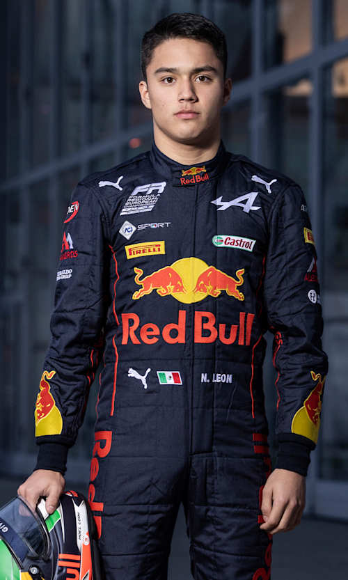 Noel Leon
