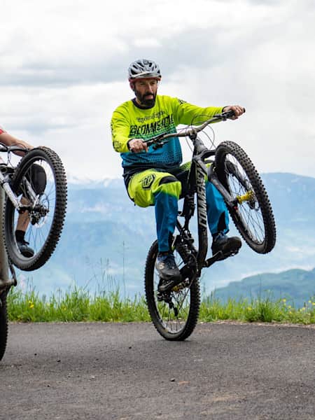 Best wheelie mtb sale