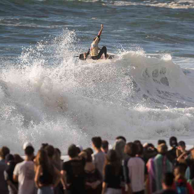 L'aerial qui a permis à Ian Crane de remporter le Red Bull Airborne France 2019 à Hossegor.