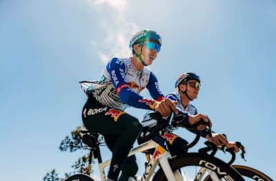 Training am Teide, 3715m: Evenepoel (r.) und Lipowitz sind 20 Tage hier.