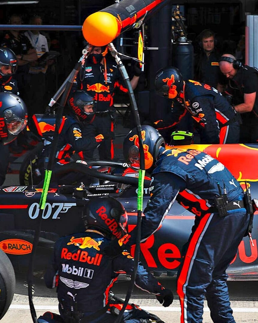 1 82 Sekunden Rekord Boxenstopp Von Red Bull Racing