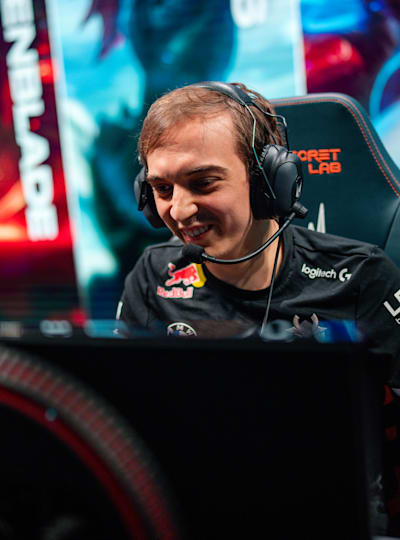 caPs flashes a smile at the LEC 2022 Spring Finals