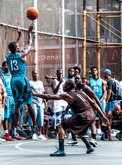 5 best outdoor basketball courts in New York