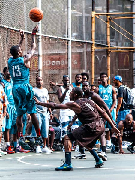 5 best outdoor basketball courts in New York