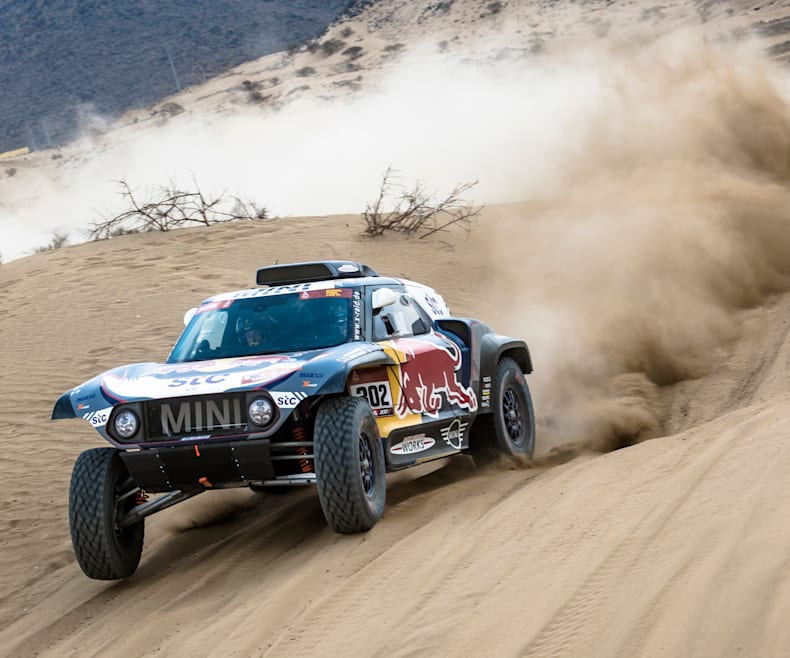 Xz8853ubmwooem Monster energy honda team rider kevin benavides finishes second on the day and now lies in second place overall in the general standings. https www redbull com int en events dakar rally standings rally dakar 2021