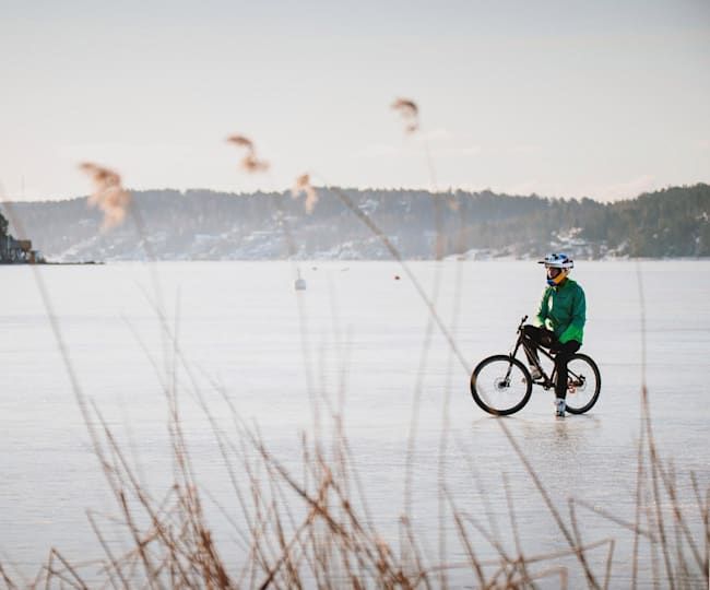 cycling to work in winter