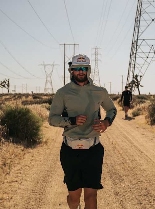 Ultrarunner Arda Saatçi in the middle of his 600km run through Death Valley, widely considered one of the hottest places on Earth. 