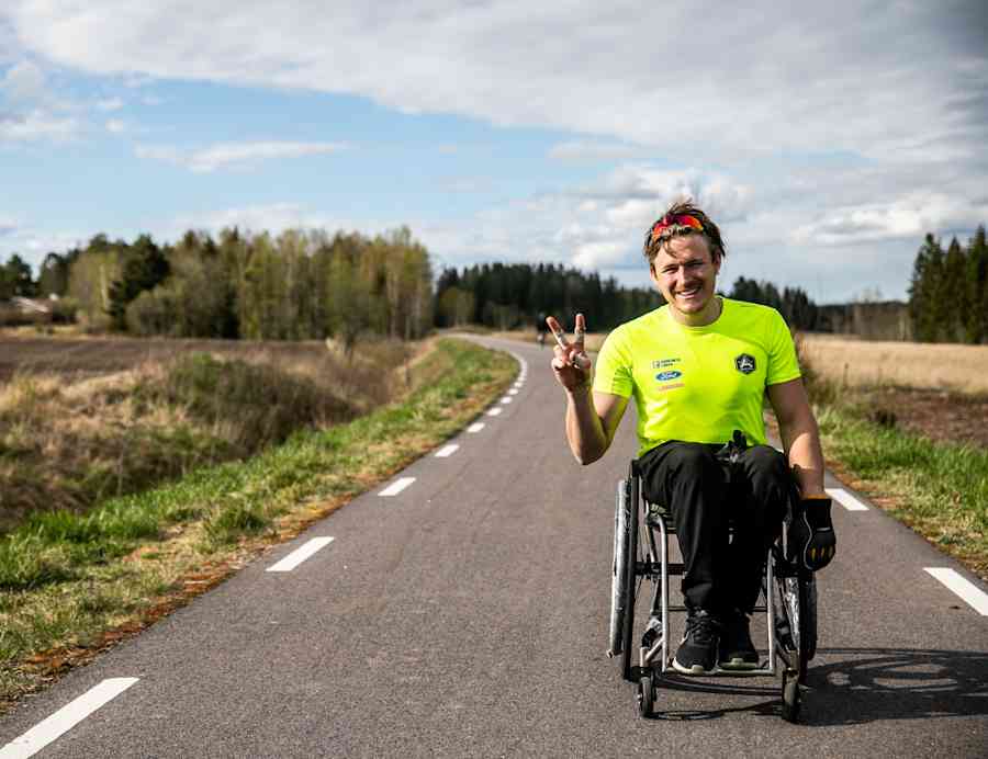 How to Be Superhuman S2 E11: Aron Anderson
