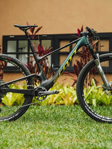 Green scott mountain bike on sale